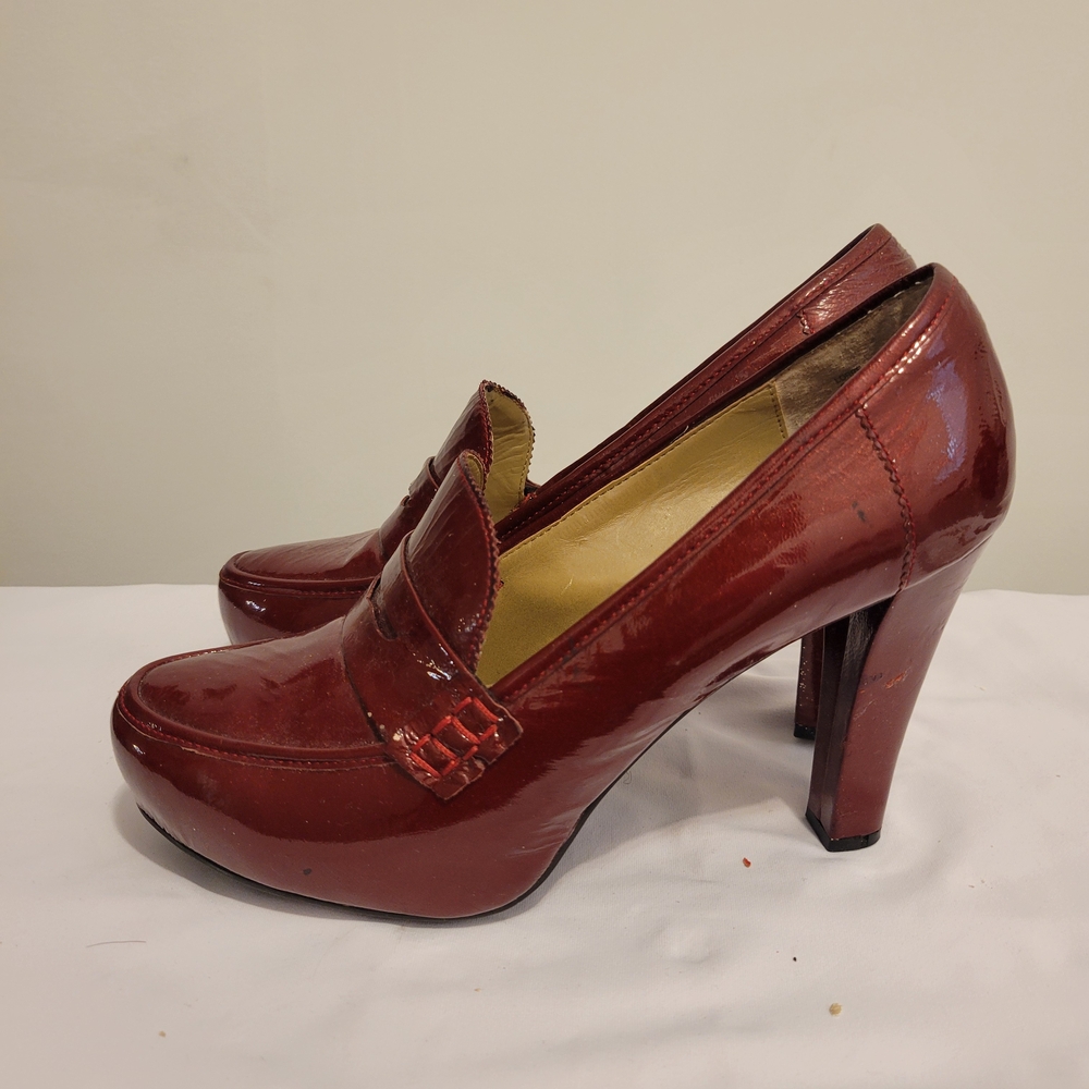 Elegant Burgundy Heels